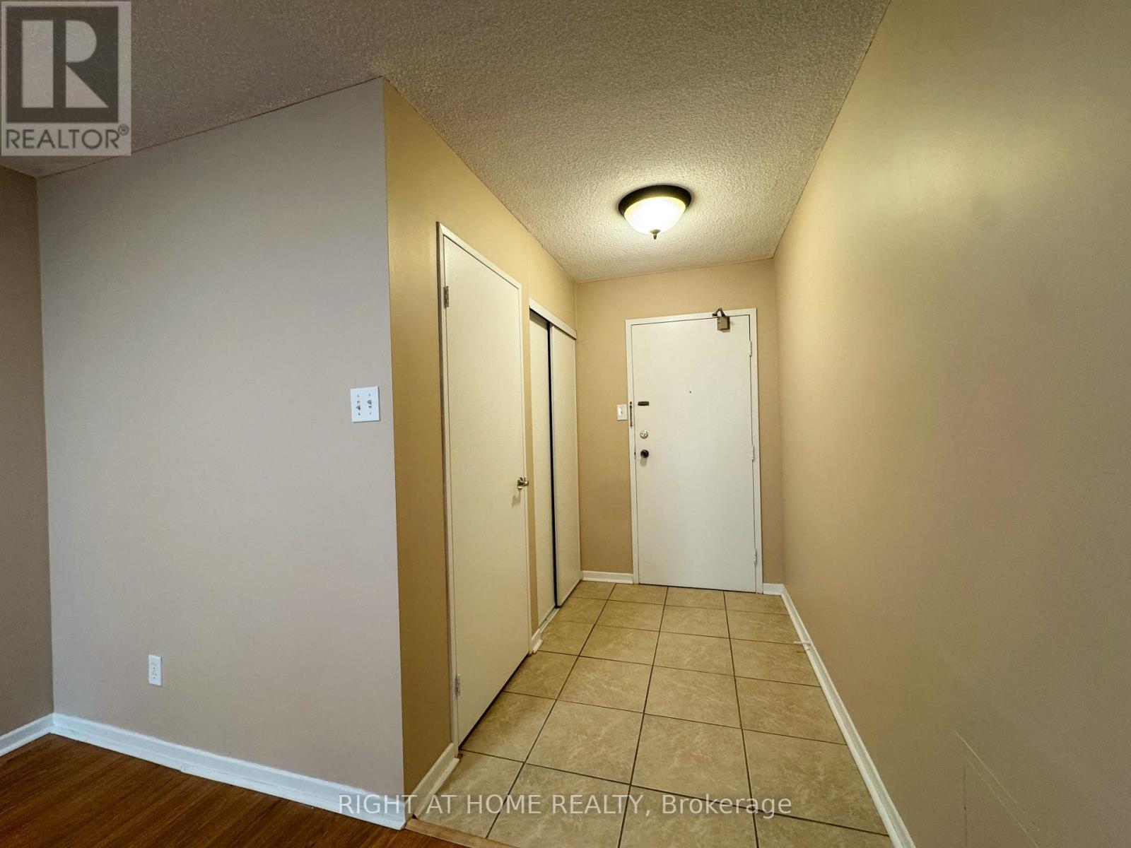 603 - 10 Tangreen Court, Toronto, Ontario  M2M 4B9 - Photo 7 - C12914376