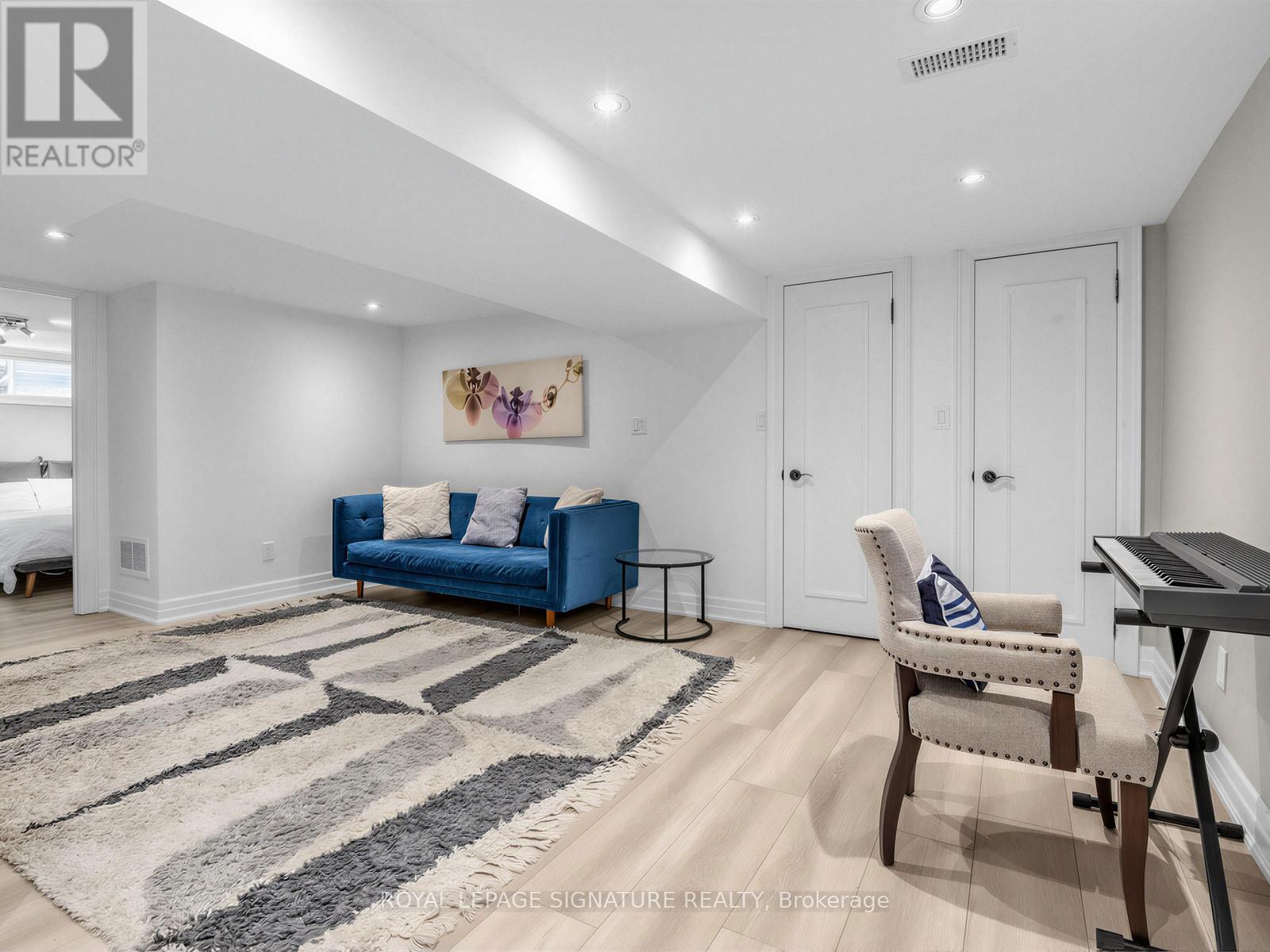 22 Scotswood Road, Toronto, Ontario  M1R 3N2 - Photo 8 - E12915138