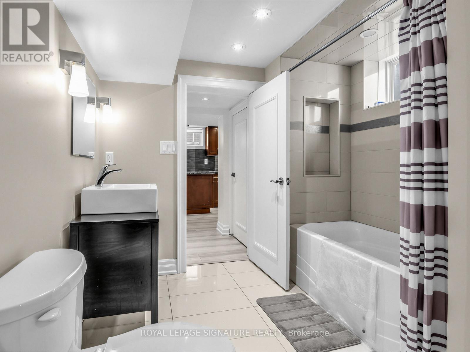 22 Scotswood Road, Toronto, Ontario  M1R 3N2 - Photo 17 - E12915138