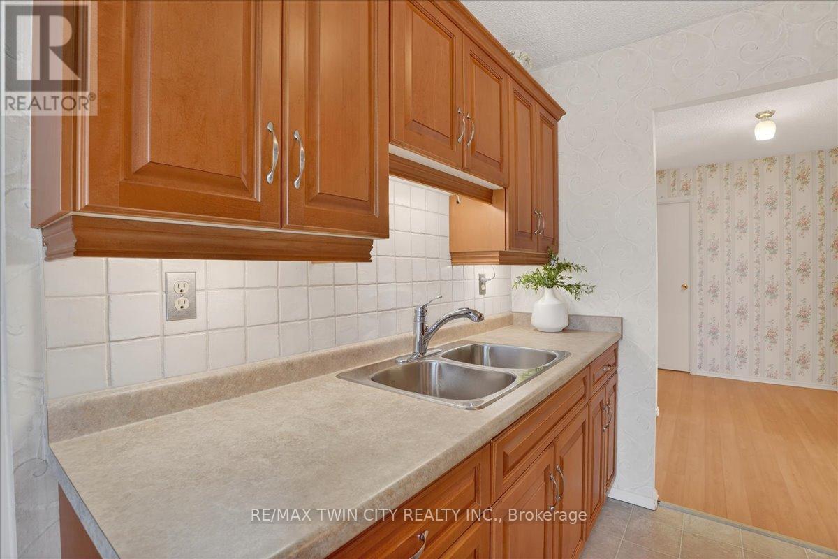 706 - 19 Woodlawn Road E, Guelph, Ontario  N1H 7B1 - Photo 20 - X12915390