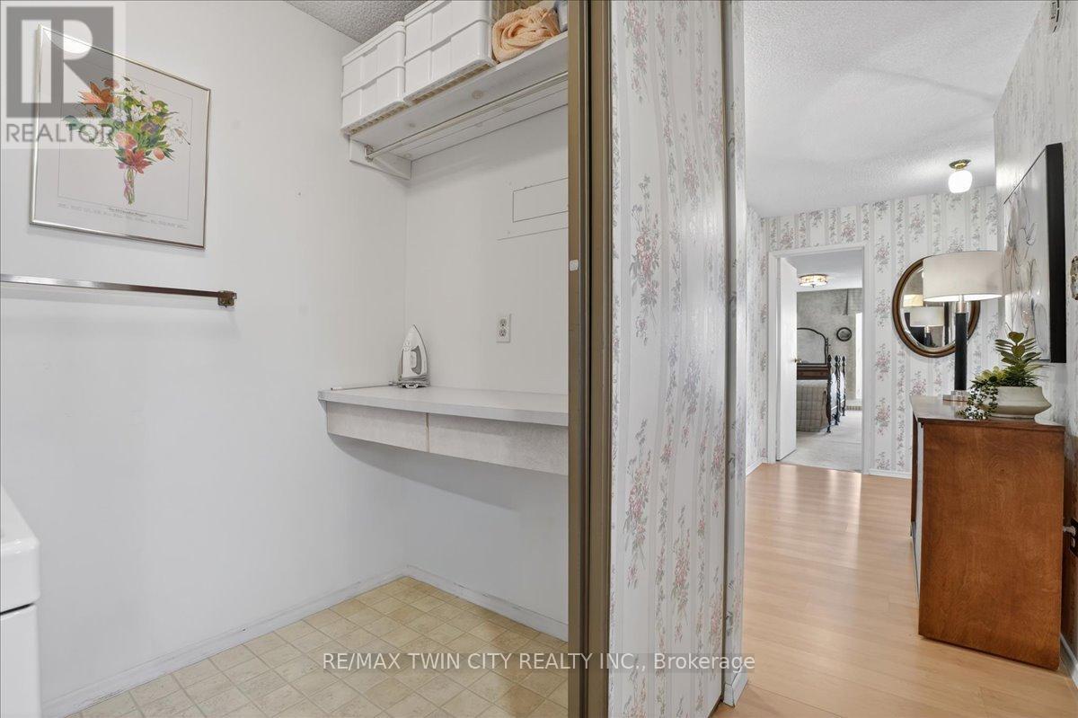 706 - 19 Woodlawn Road E, Guelph, Ontario  N1H 7B1 - Photo 37 - X12915390