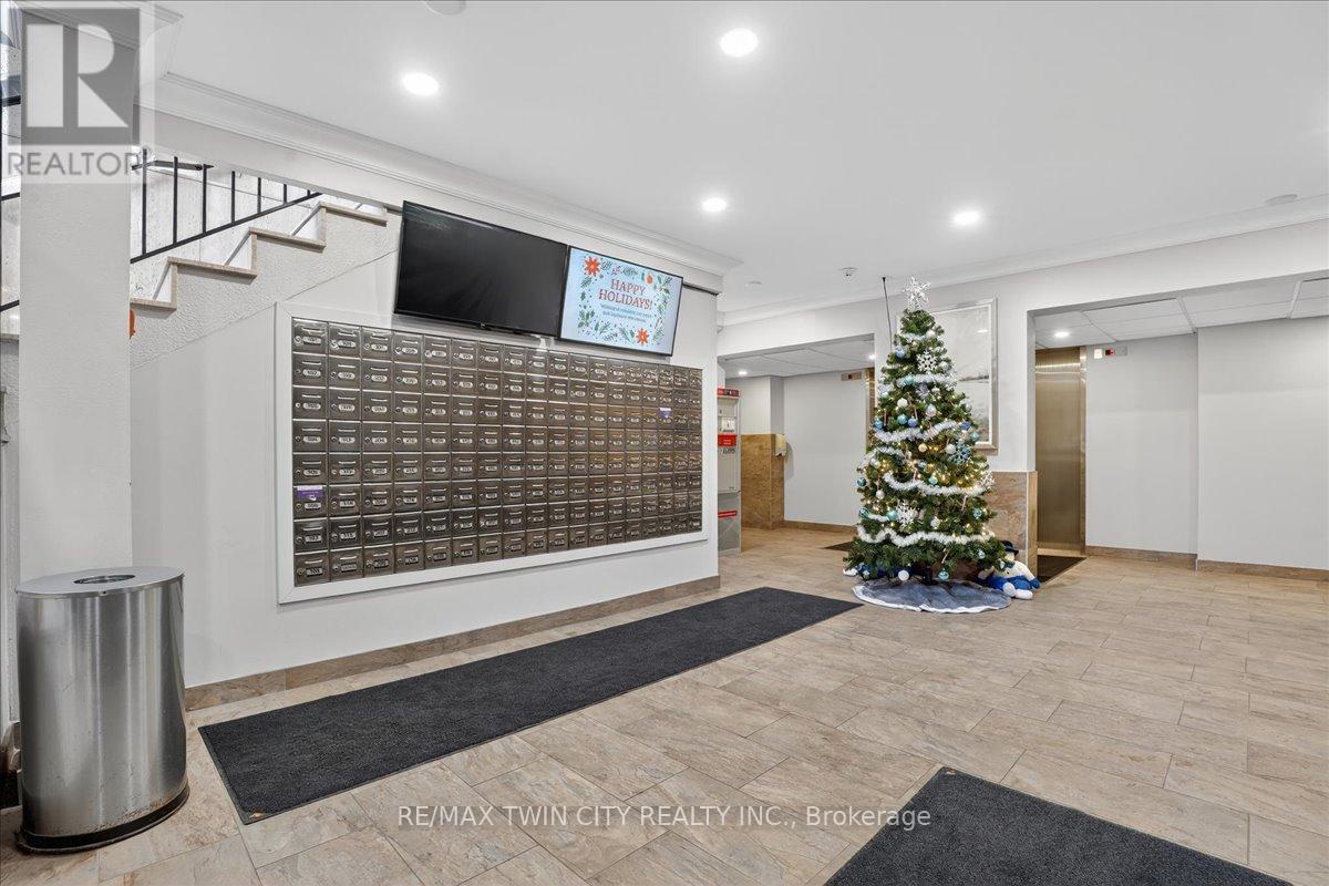 706 - 19 Woodlawn Road E, Guelph, Ontario  N1H 7B1 - Photo 39 - X12915390