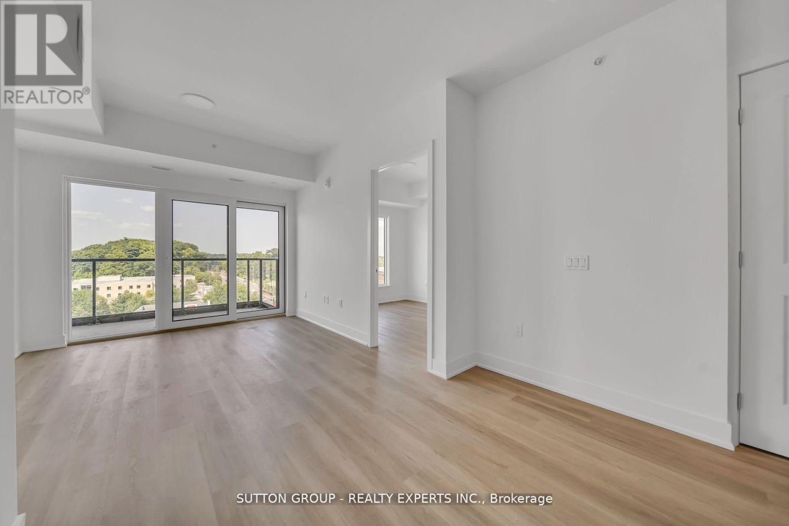 826 - 401 Shellard Lane, Brantford, Ontario  N3T 5L5 - Photo 18 - X12915434