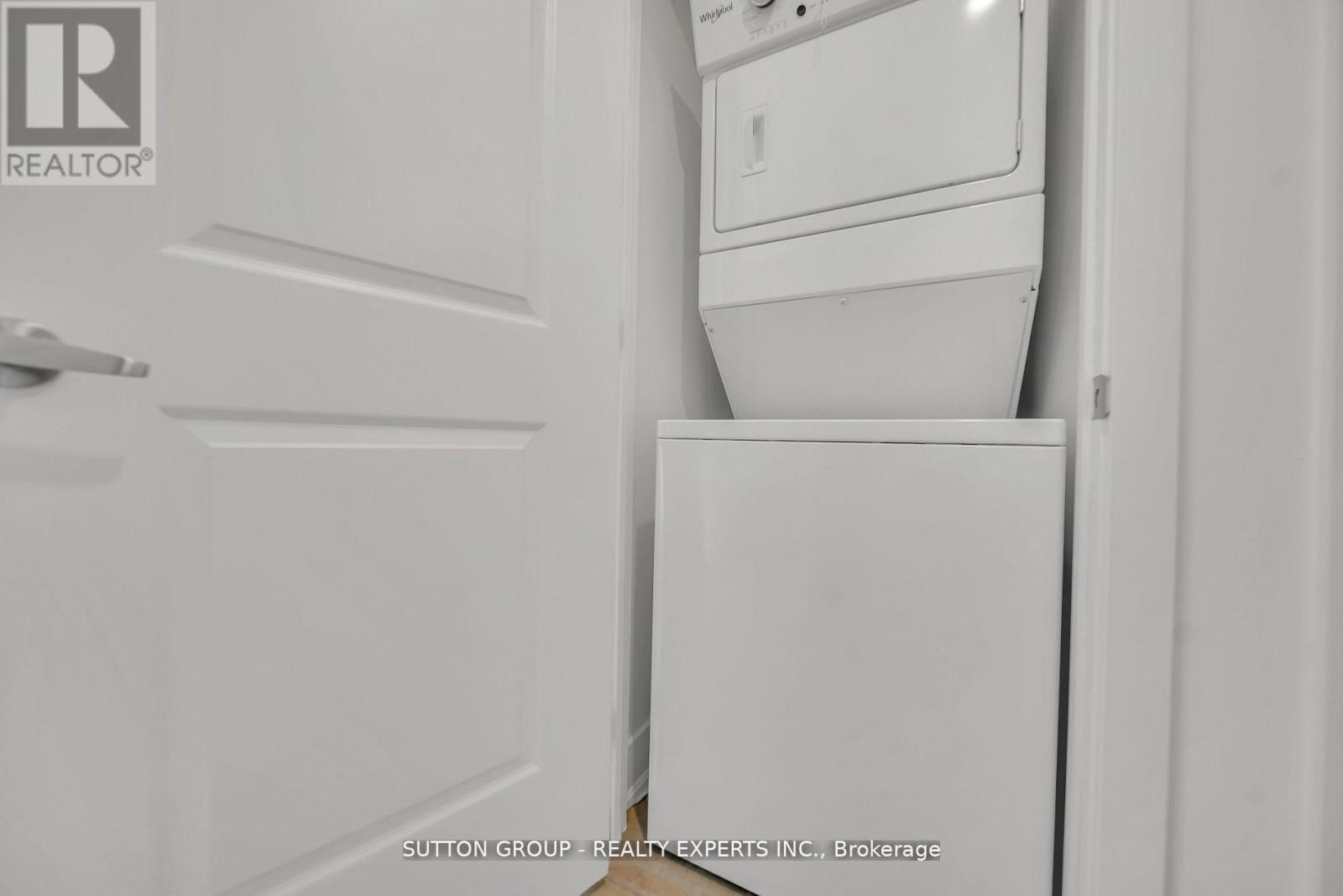 826 - 401 Shellard Lane, Brantford, Ontario  N3T 5L5 - Photo 28 - X12915434