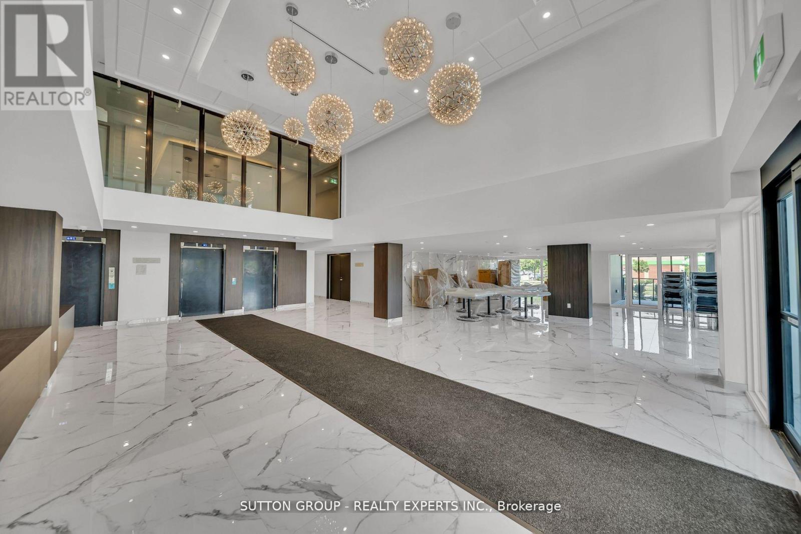 826 - 401 Shellard Lane, Brantford, Ontario  N3T 5L5 - Photo 9 - X12915434