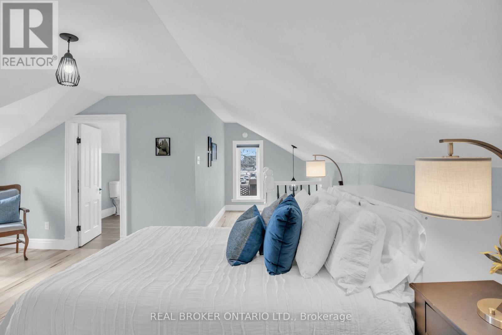 240 Elizabeth Street W, North Perth, Ontario  N4W 1E2 - Photo 17 - X12881748