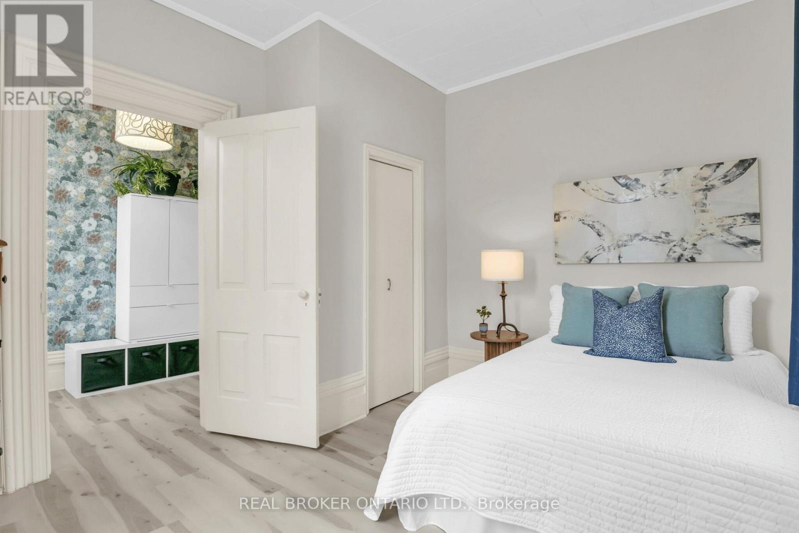 240 Elizabeth Street W, North Perth, Ontario  N4W 1E2 - Photo 19 - X12881748