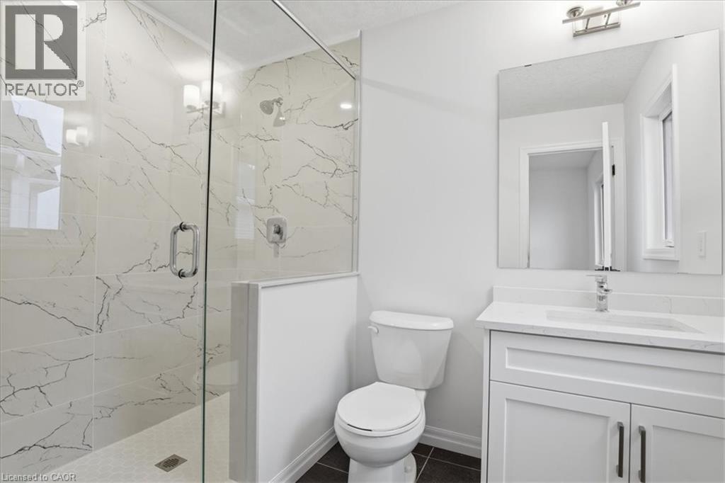 70 Quarry Park Drive, Kitchener, Ontario  N2B 0B2 - Photo 13 - 40814569