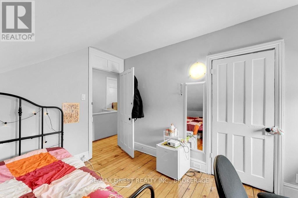 242 Brock Street, Kingston, Ontario  K7L 1S4 - Photo 29 - X12915596