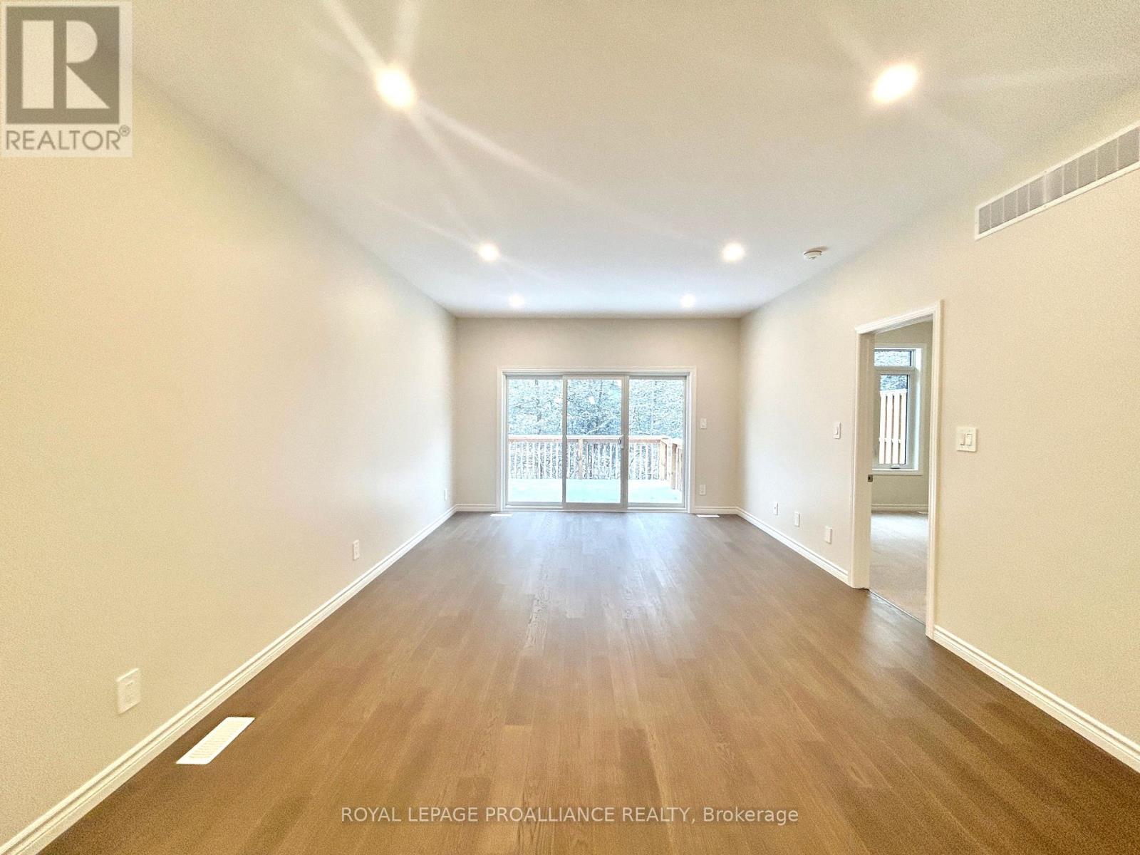 20 - 99 Cloverleaf Drive, Belleville, Ontario  K8N 4Z5 - Photo 7 - X12915646