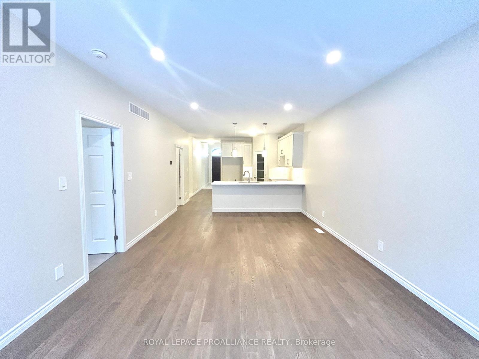 20 - 99 Cloverleaf Drive, Belleville, Ontario  K8N 4Z5 - Photo 9 - X12915646