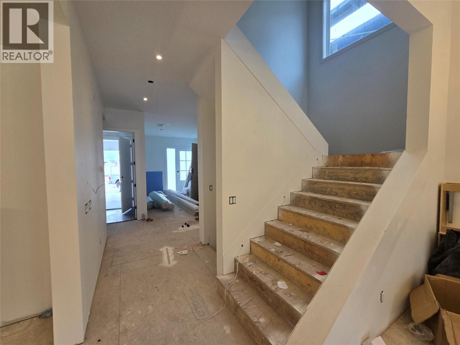 996 Bull Crescent, Kelowna, British Columbia  V1W 0B6 - Photo 18 - 10366954