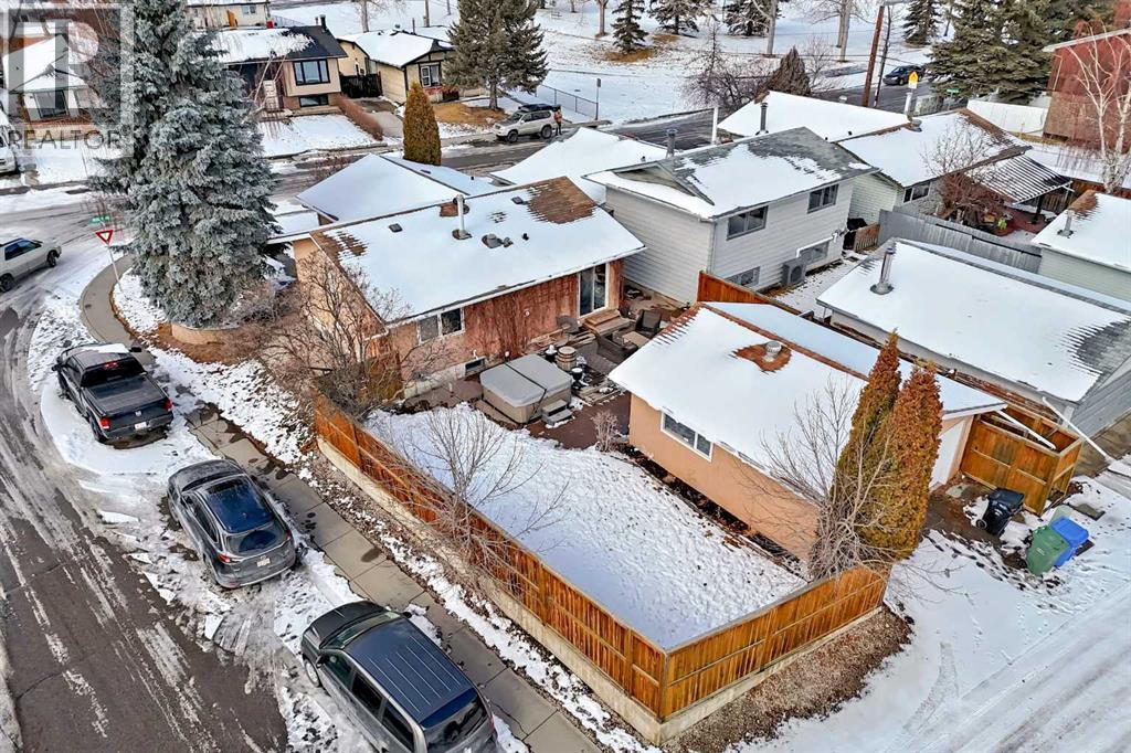 48 Midglen Way Se, Calgary, Alberta  T2X 1G4 - Photo 46 - A2290419