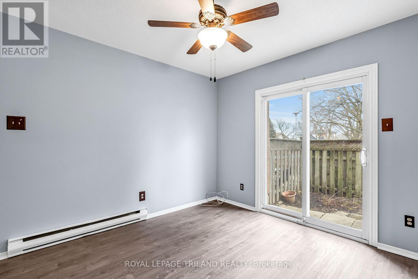 2 - 160 Conway Drive, London South, Ontario  N6E 3M4 - Photo 14 - X12915546