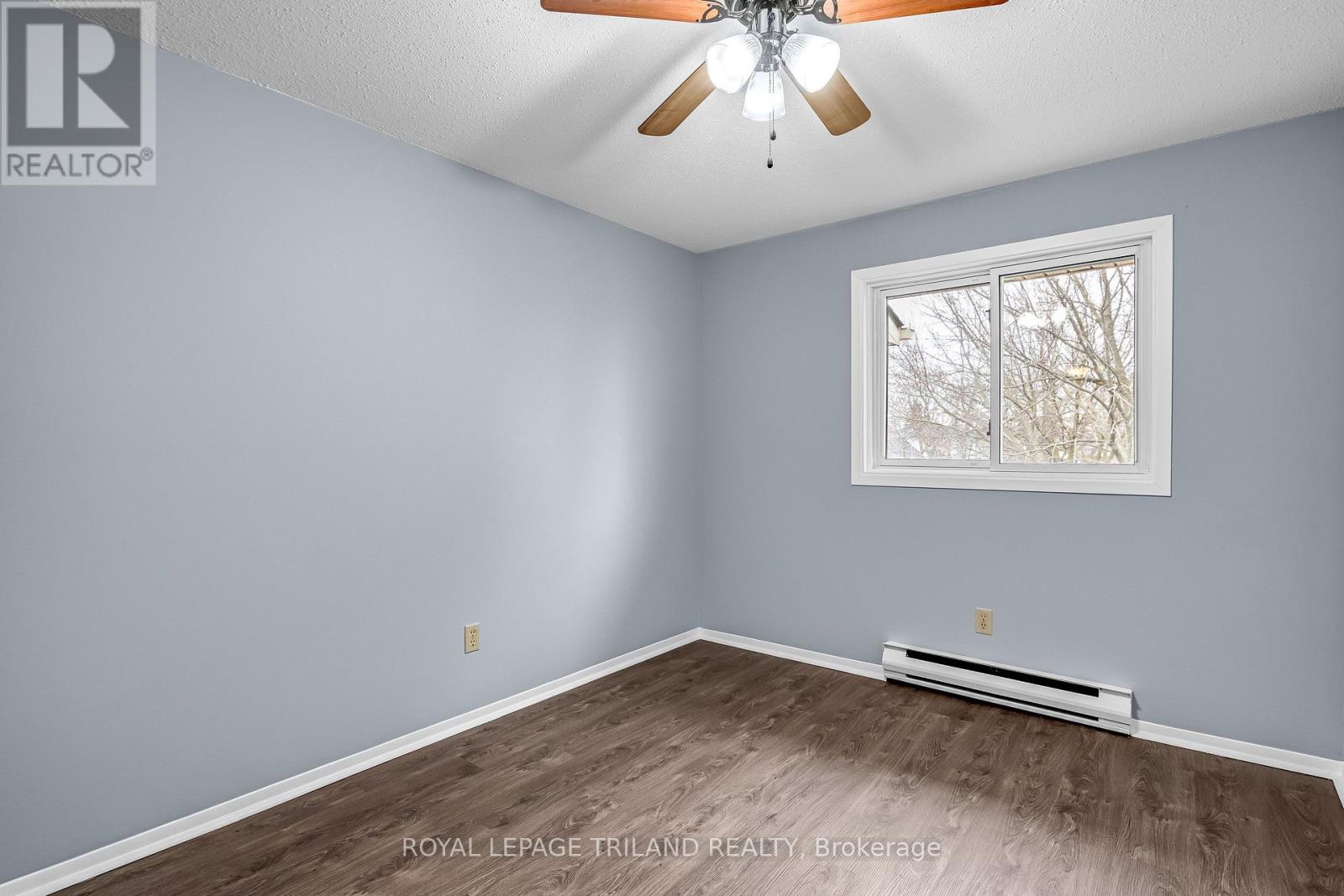 2 - 160 Conway Drive, London South, Ontario  N6E 3M4 - Photo 27 - X12915546