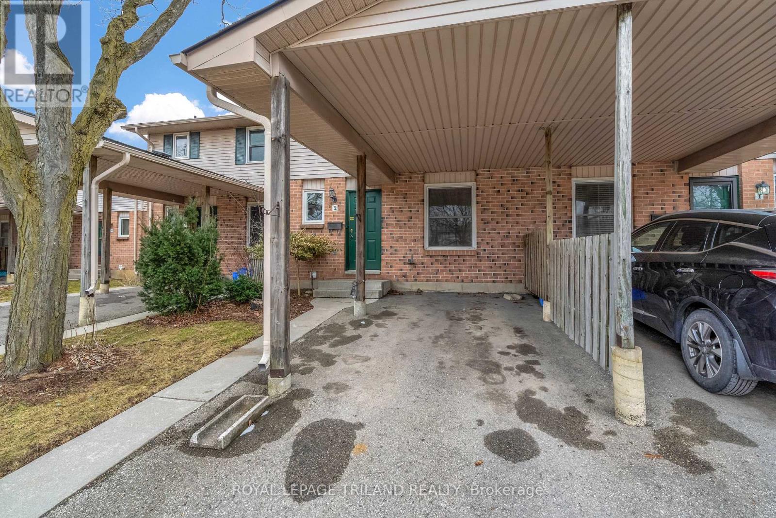 2 - 160 Conway Drive, London South, Ontario  N6E 3M4 - Photo 3 - X12915546