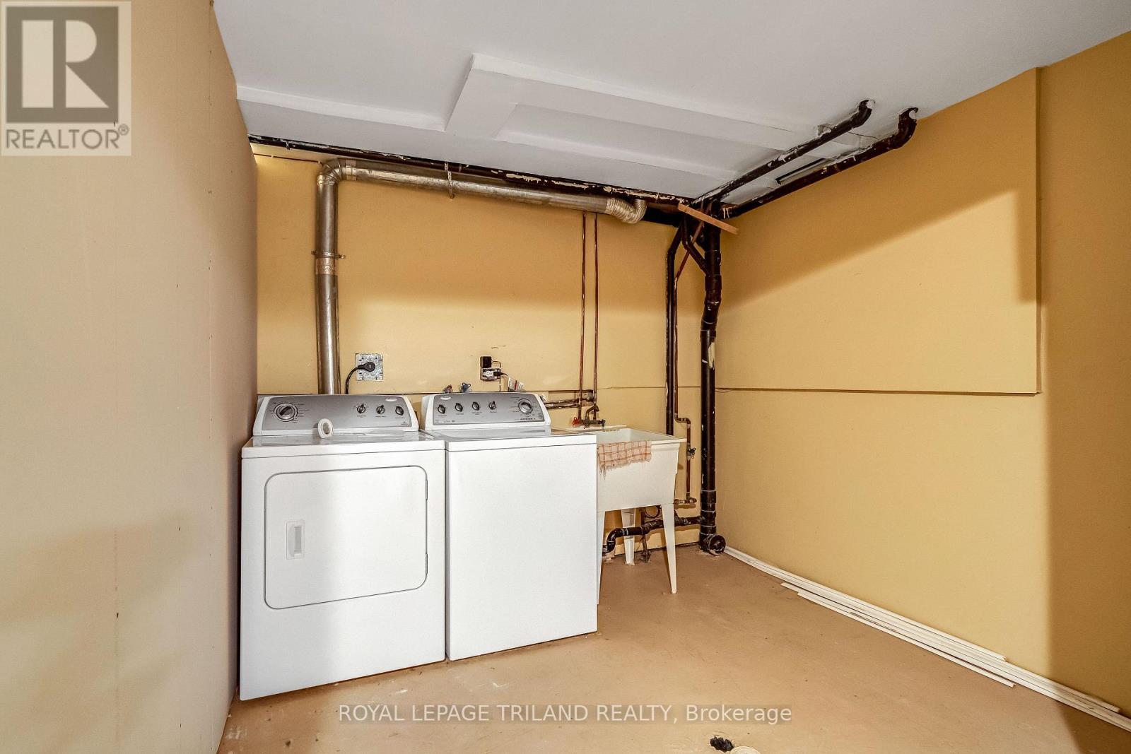 2 - 160 Conway Drive, London South, Ontario  N6E 3M4 - Photo 35 - X12915546