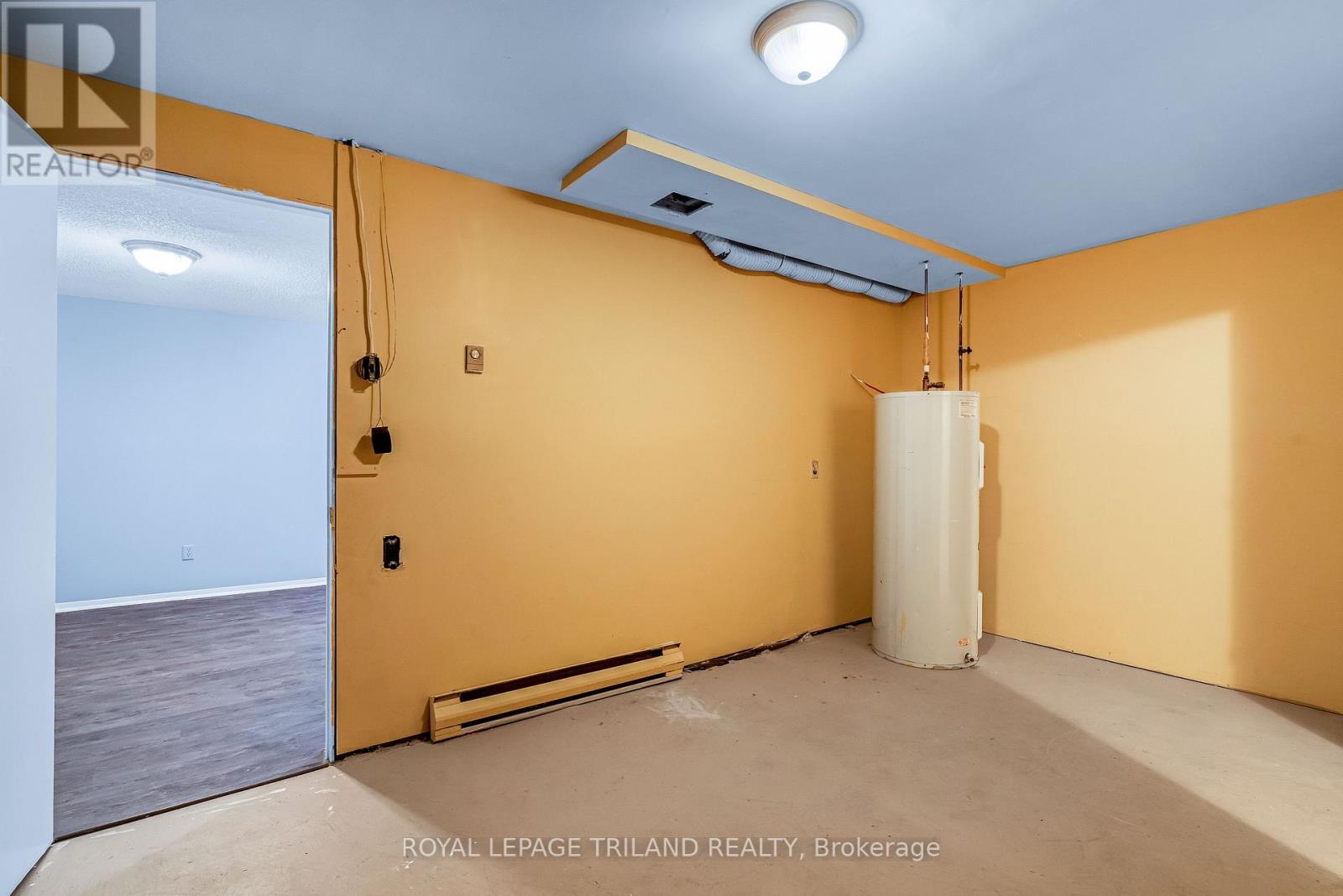 2 - 160 Conway Drive, London South, Ontario  N6E 3M4 - Photo 36 - X12915546