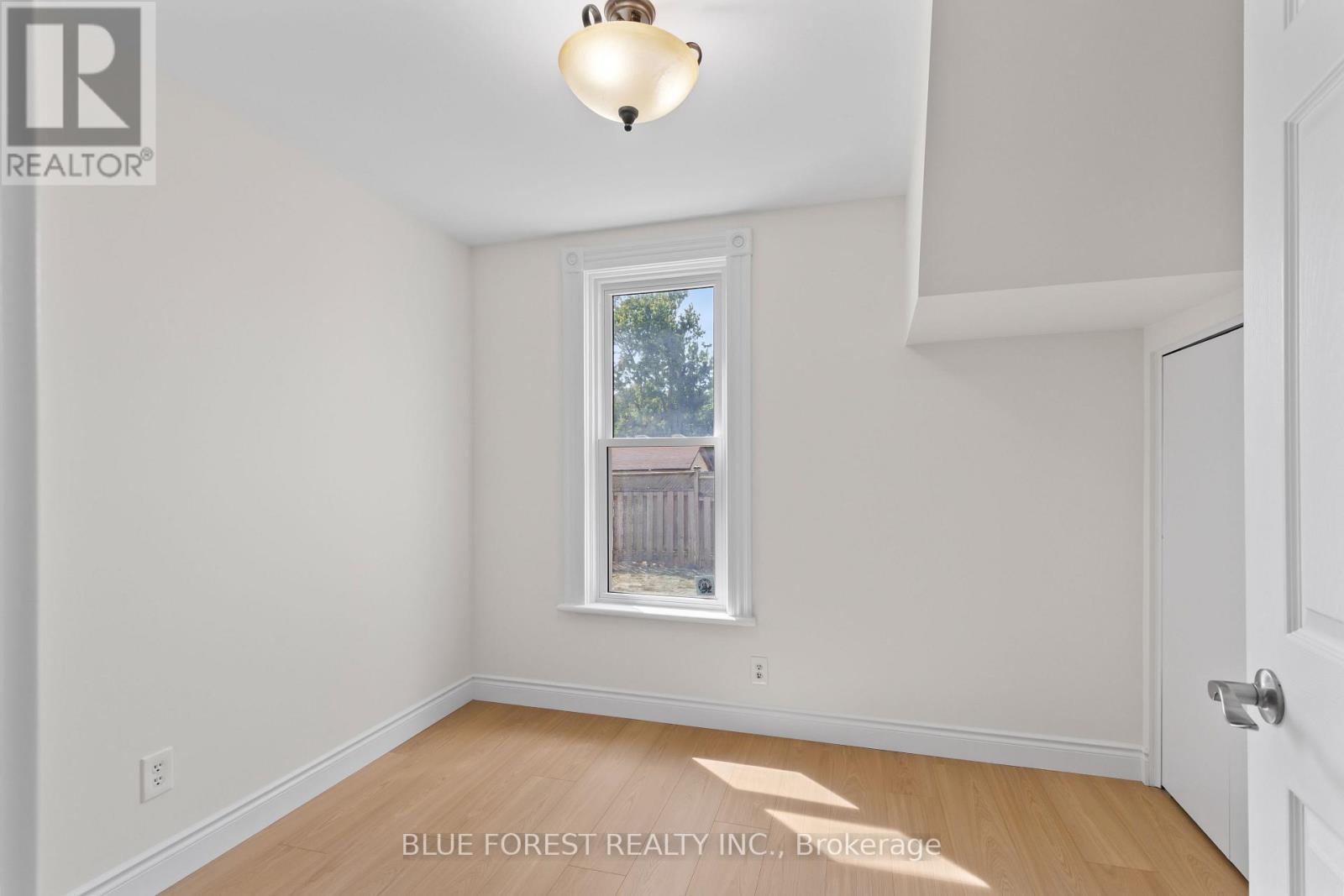 Main - 7065 Longwoods Road, London South, Ontario  N6P 1B6 - Photo 18 - X12915556