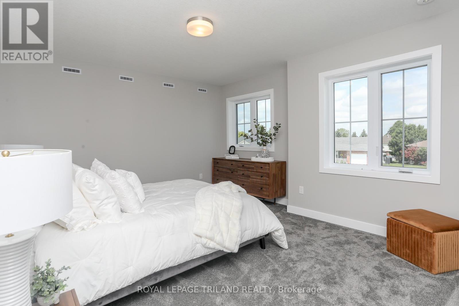 24 Harrow Lane, St. Thomas, Ontario  N5R 0P3 - Photo 15 - X12915572