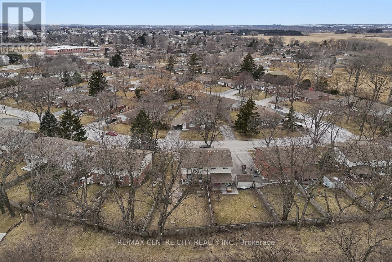 55 Mohegan Crescent, London East, Ontario  N5V 2X7 - Photo 27 - X12915632