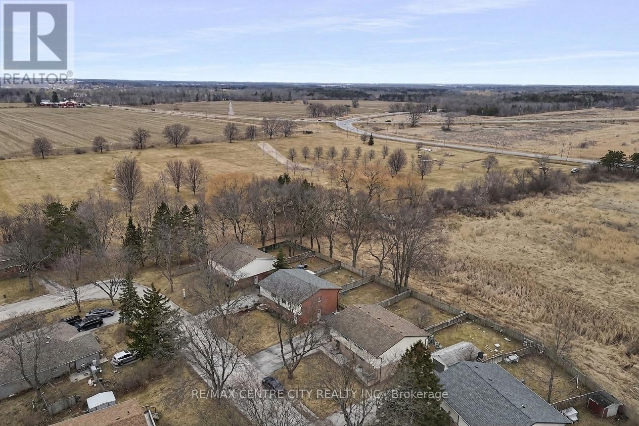 55 Mohegan Crescent, London East, Ontario  N5V 2X7 - Photo 28 - X12915632