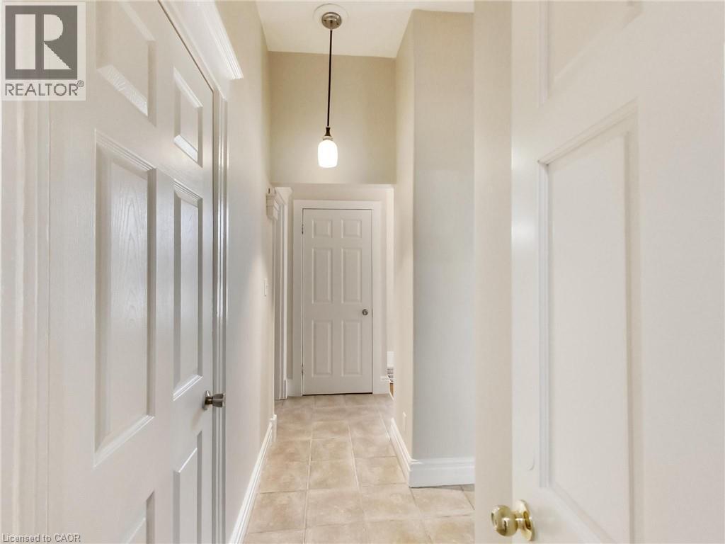 443 Wentworth Street N, Hamilton, Ontario  L8L 5W6 - Photo 28 - 40814102