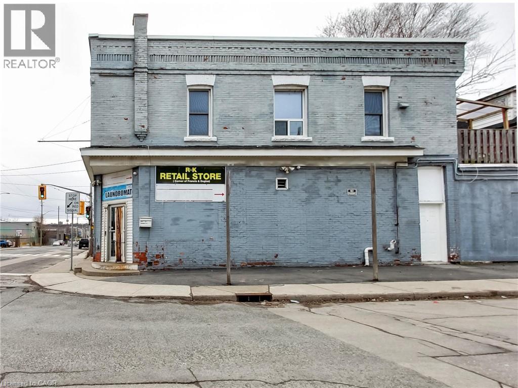 443 Wentworth Street N, Hamilton, Ontario  L8L 5W6 - Photo 2 - 40814102