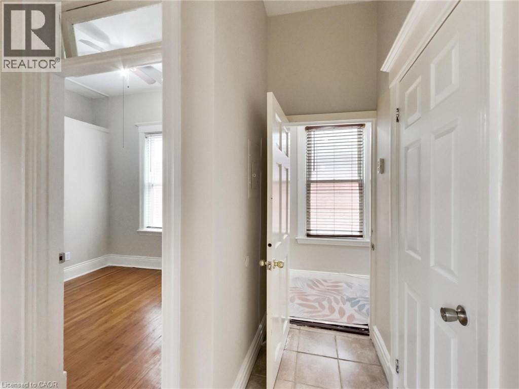 443 Wentworth Street N, Hamilton, Ontario  L8L 5W6 - Photo 29 - 40814102