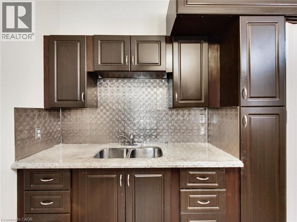 443 Wentworth Street N, Hamilton, Ontario  L8L 5W6 - Photo 40 - 40814102