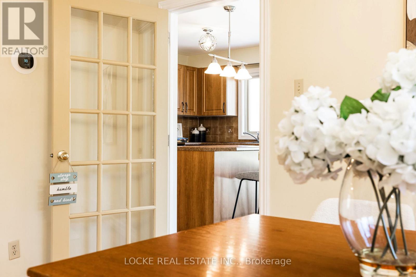 6096 Meadowhill Crescent, Ottawa, Ontario  K1C 5R8 - Photo 13 - X12915486