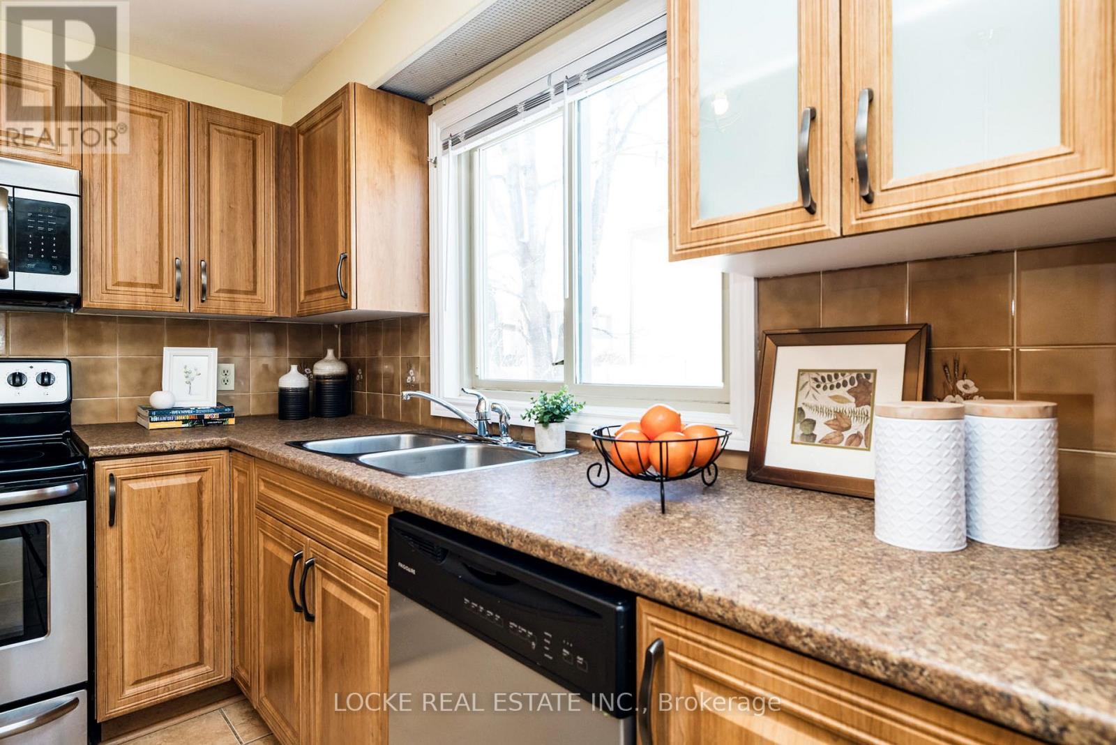 6096 Meadowhill Crescent, Ottawa, Ontario  K1C 5R8 - Photo 16 - X12915486