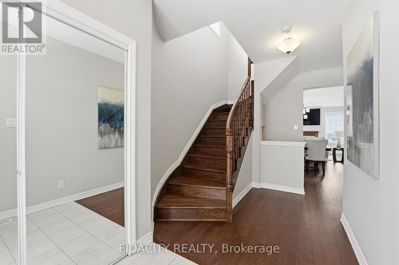 16 Sweetbay Circle, Ottawa, Ontario  K2S 0W8 - Photo 19 - X12915520