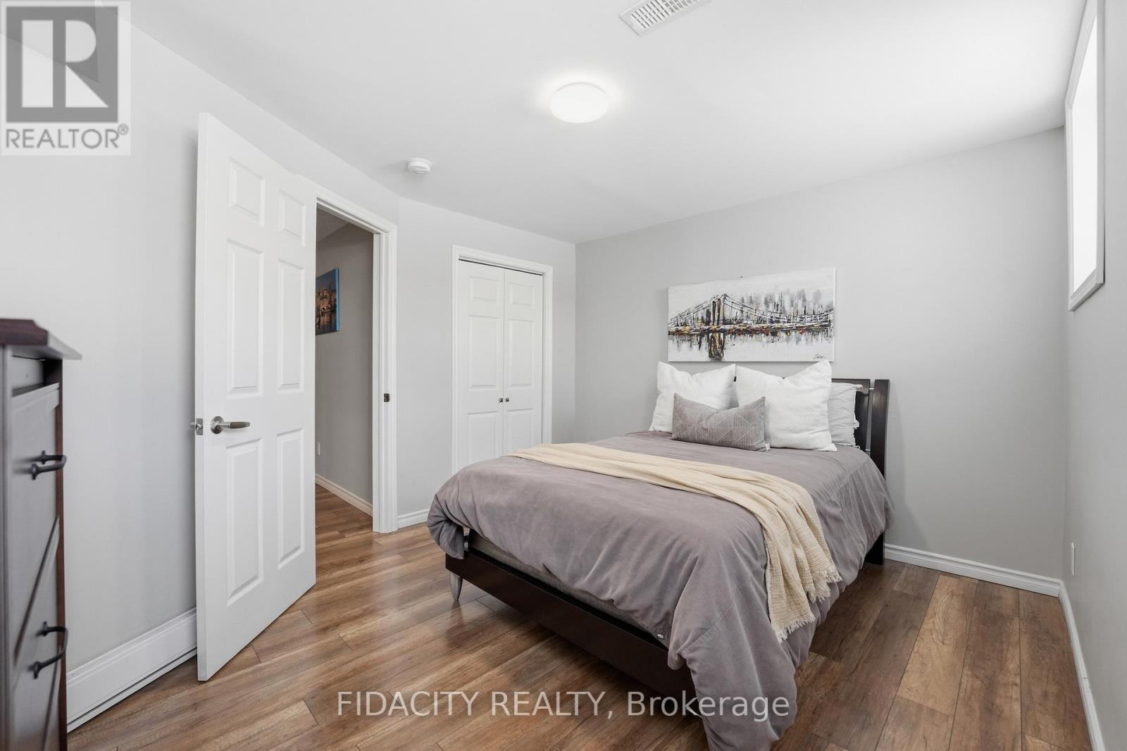 16 Sweetbay Circle, Ottawa, Ontario  K2S 0W8 - Photo 35 - X12915520