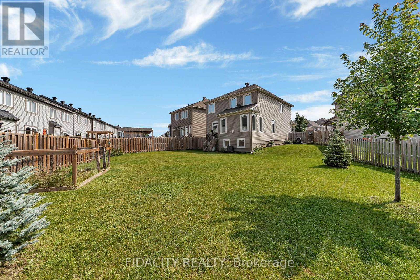 16 Sweetbay Circle, Ottawa, Ontario  K2S 0W8 - Photo 37 - X12915520