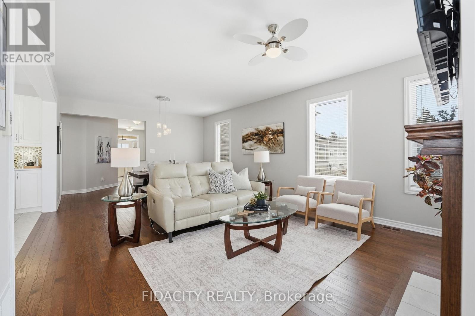 16 Sweetbay Circle, Ottawa, Ontario  K2S 0W8 - Photo 6 - X12915520