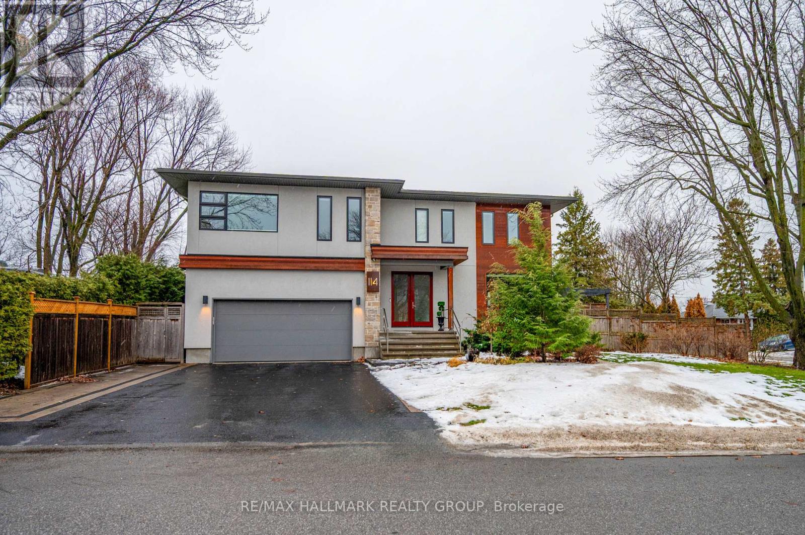 114 RITA AVENUE, Ottawa, Ontario