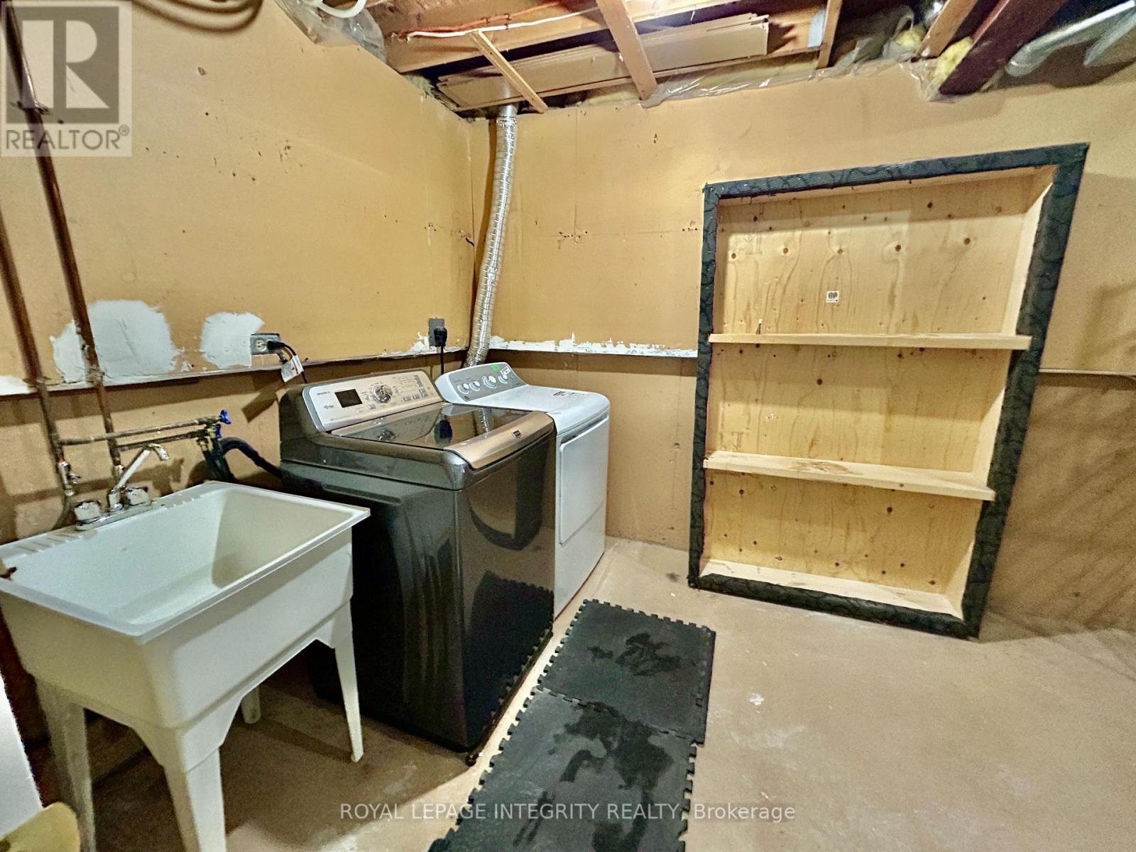 A - 1843 Prestwick Drive, Ottawa, Ontario  K1E 2R7 - Photo 11 - X12915542