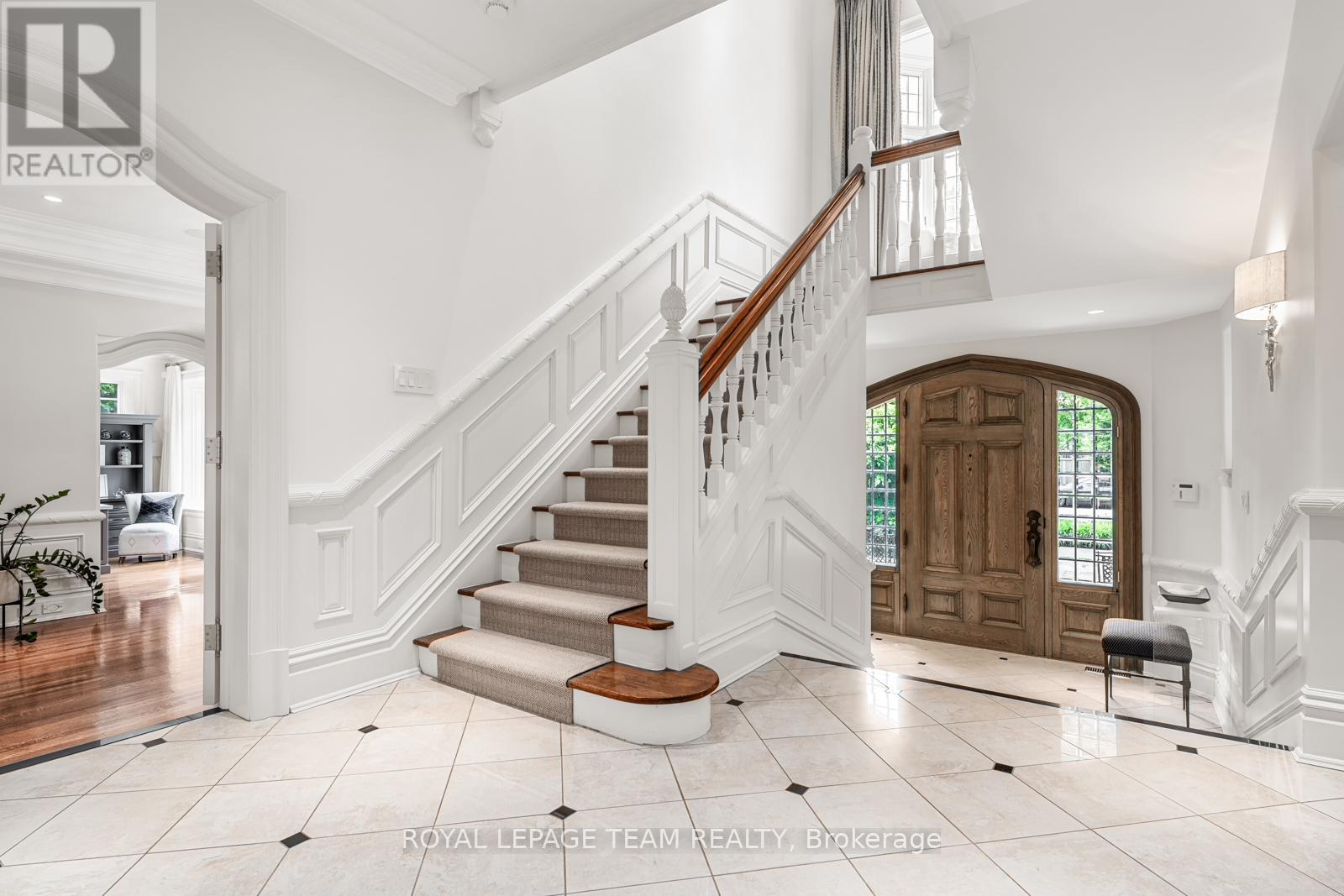 480 Manor Avenue, Ottawa, Ontario  K1M 0H9 - Photo 4 - X12915620