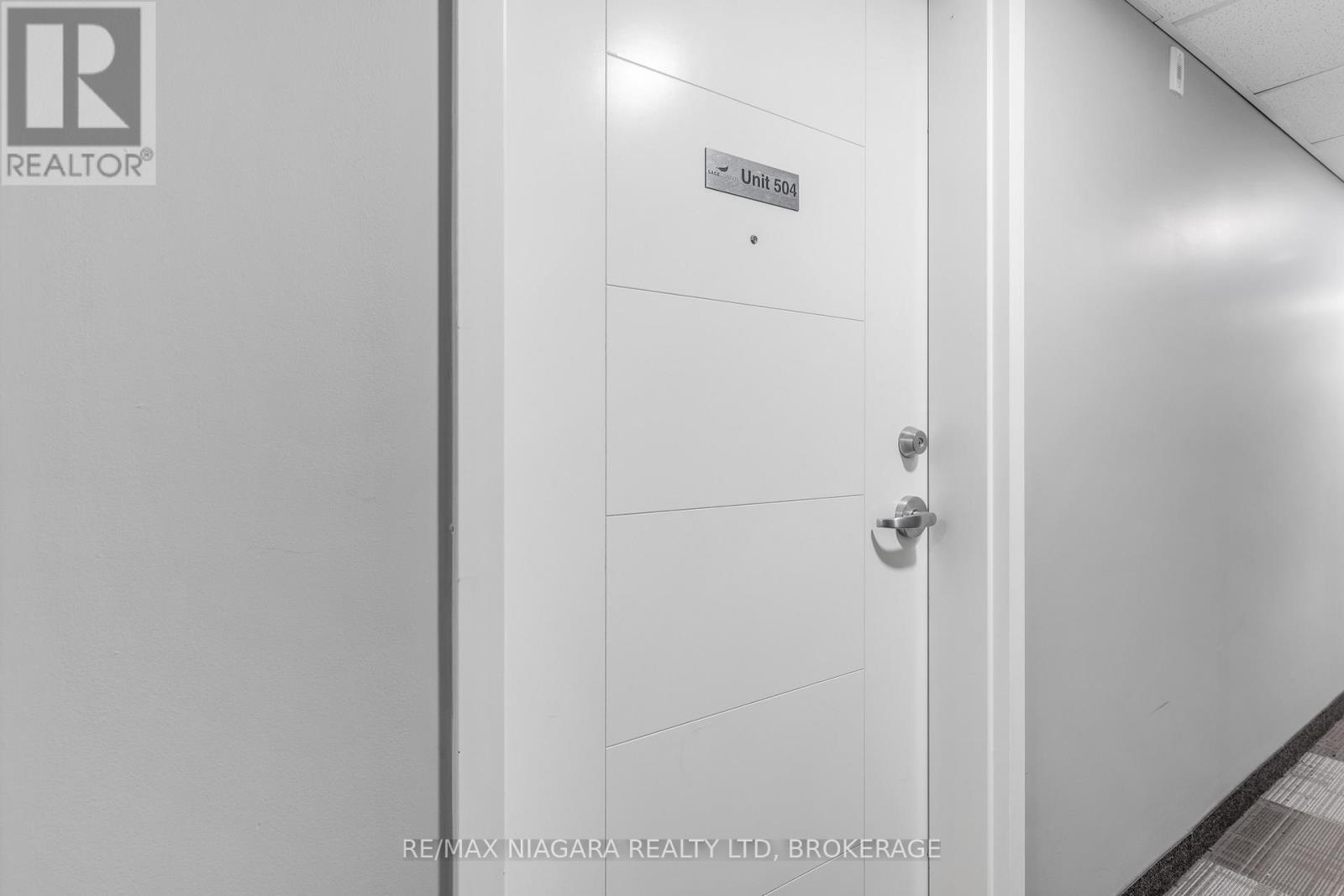 504 - 308 Lester Street, Waterloo, Ontario  N2L 3W6 - Photo 4 - X12915516