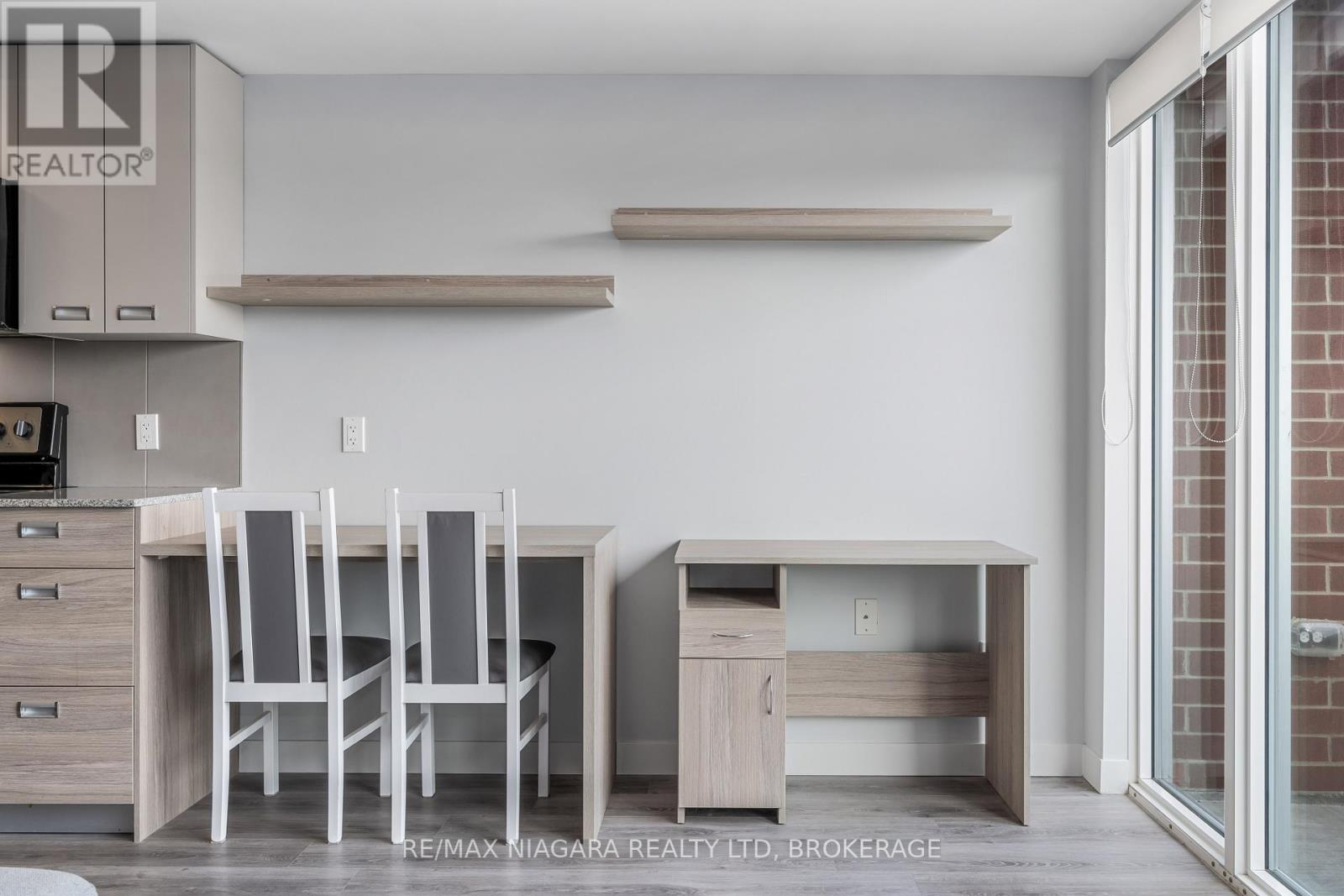 504 - 308 Lester Street, Waterloo, Ontario  N2L 3W6 - Photo 9 - X12915516