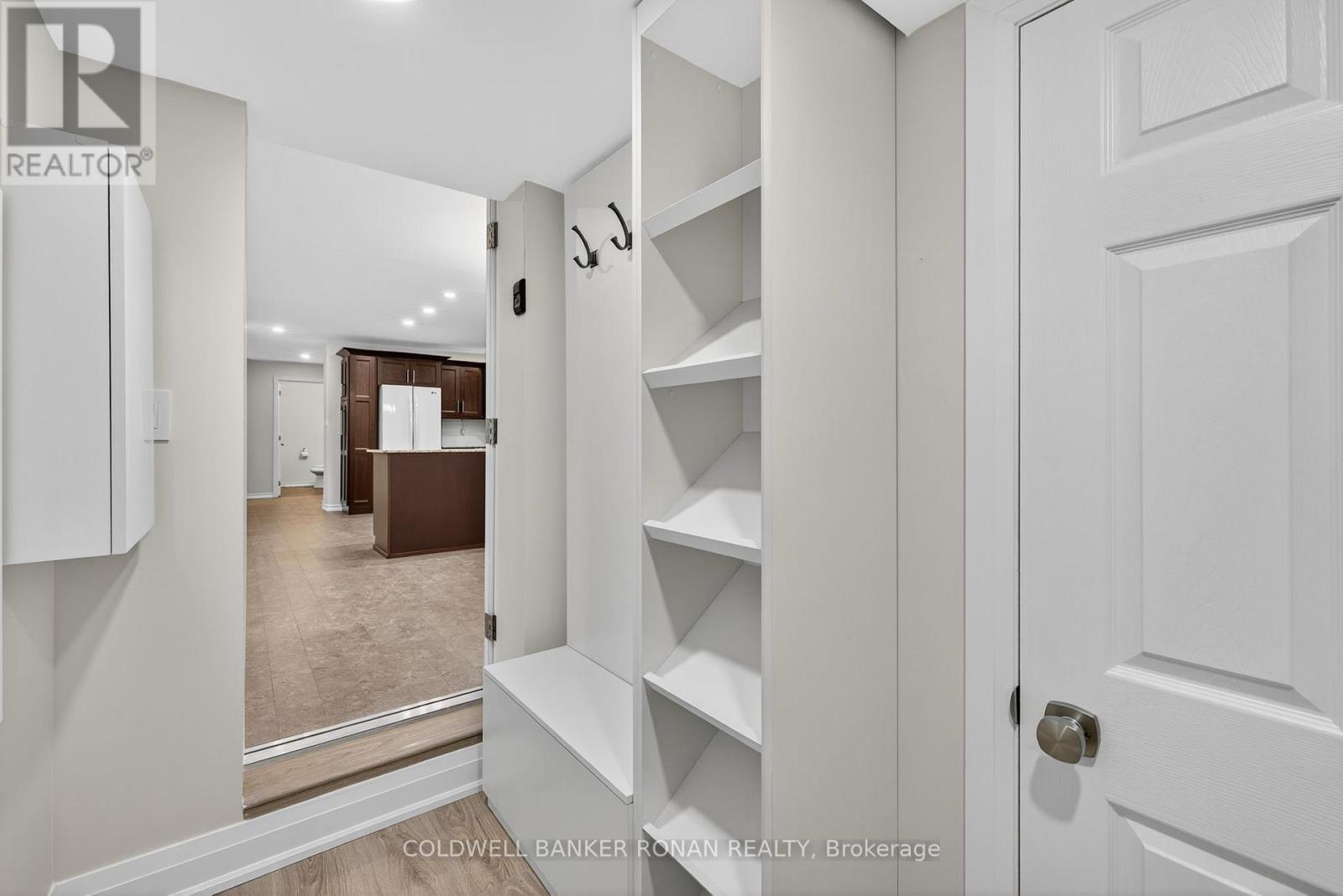 118 Queen Street, Bradford West Gwillimbury, Ontario  L3Z 1L3 - Photo 10 - N12423433