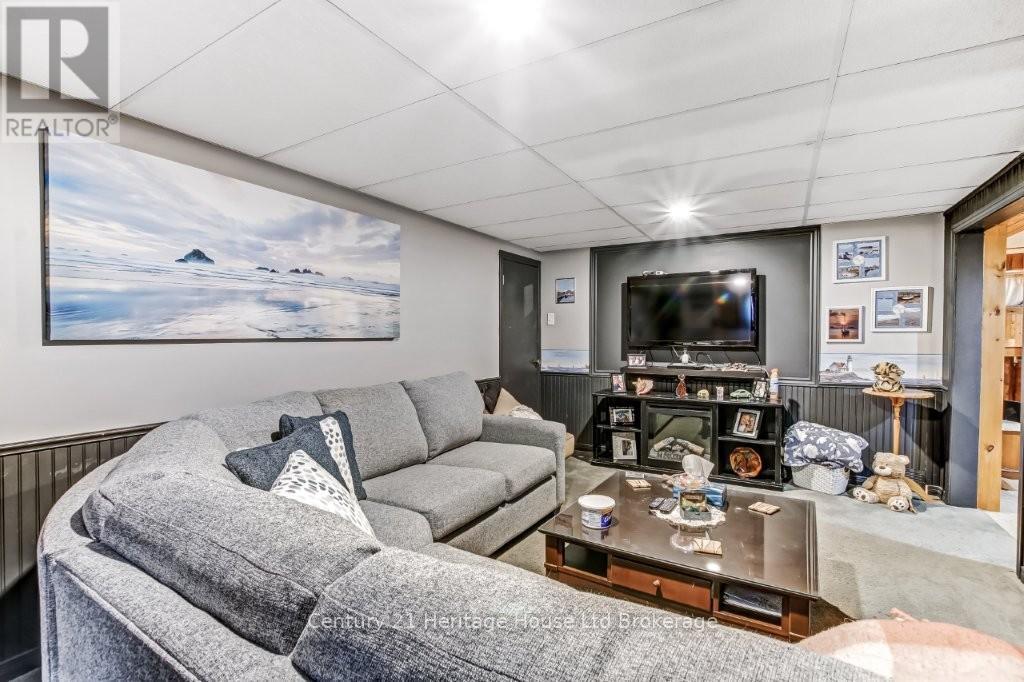 856 Grosvenor Street W, Woodstock, Ontario  N4S 5G6 - Photo 22 - X12915598