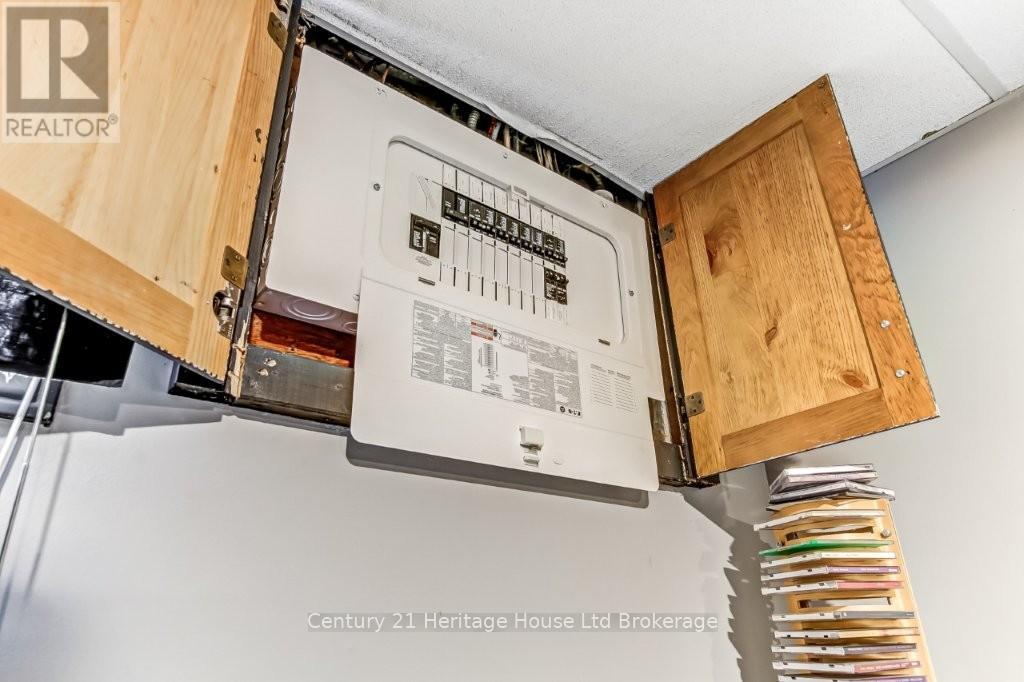 856 Grosvenor Street W, Woodstock, Ontario  N4S 5G6 - Photo 25 - X12915598