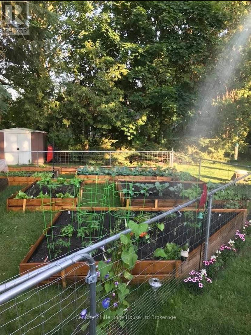 856 Grosvenor Street W, Woodstock, Ontario  N4S 5G6 - Photo 31 - X12915598