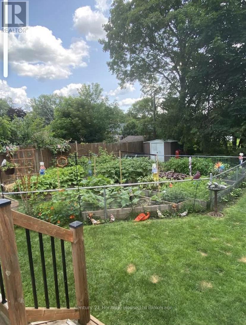 856 Grosvenor Street W, Woodstock, Ontario  N4S 5G6 - Photo 37 - X12915598