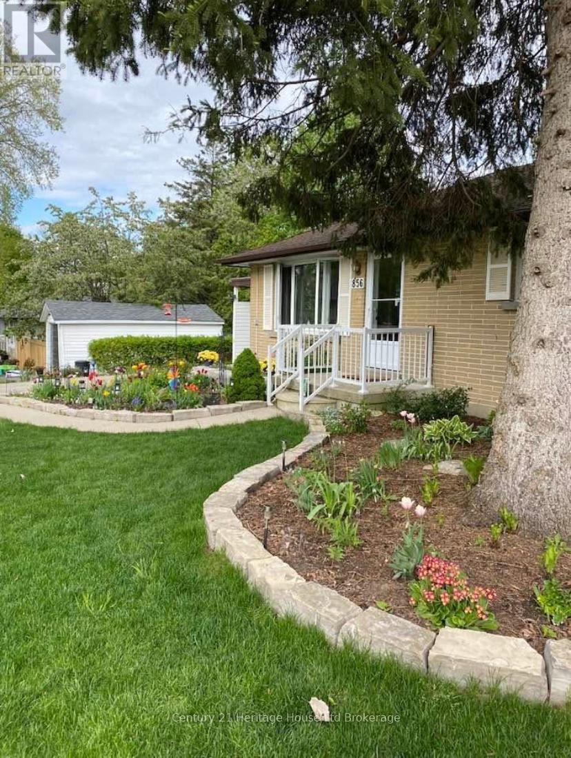 856 Grosvenor Street W, Woodstock, Ontario  N4S 5G6 - Photo 4 - X12915598