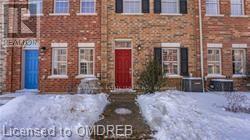 6 OXFORDSHIRE LANE, Kitchener, Ontario