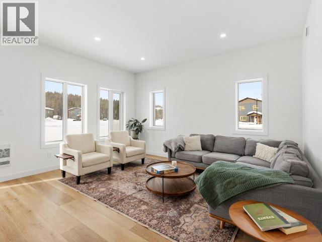 52 Omega Street, Whitehorse, Yukon  Y1A 0A1 - Photo 12 - 17124