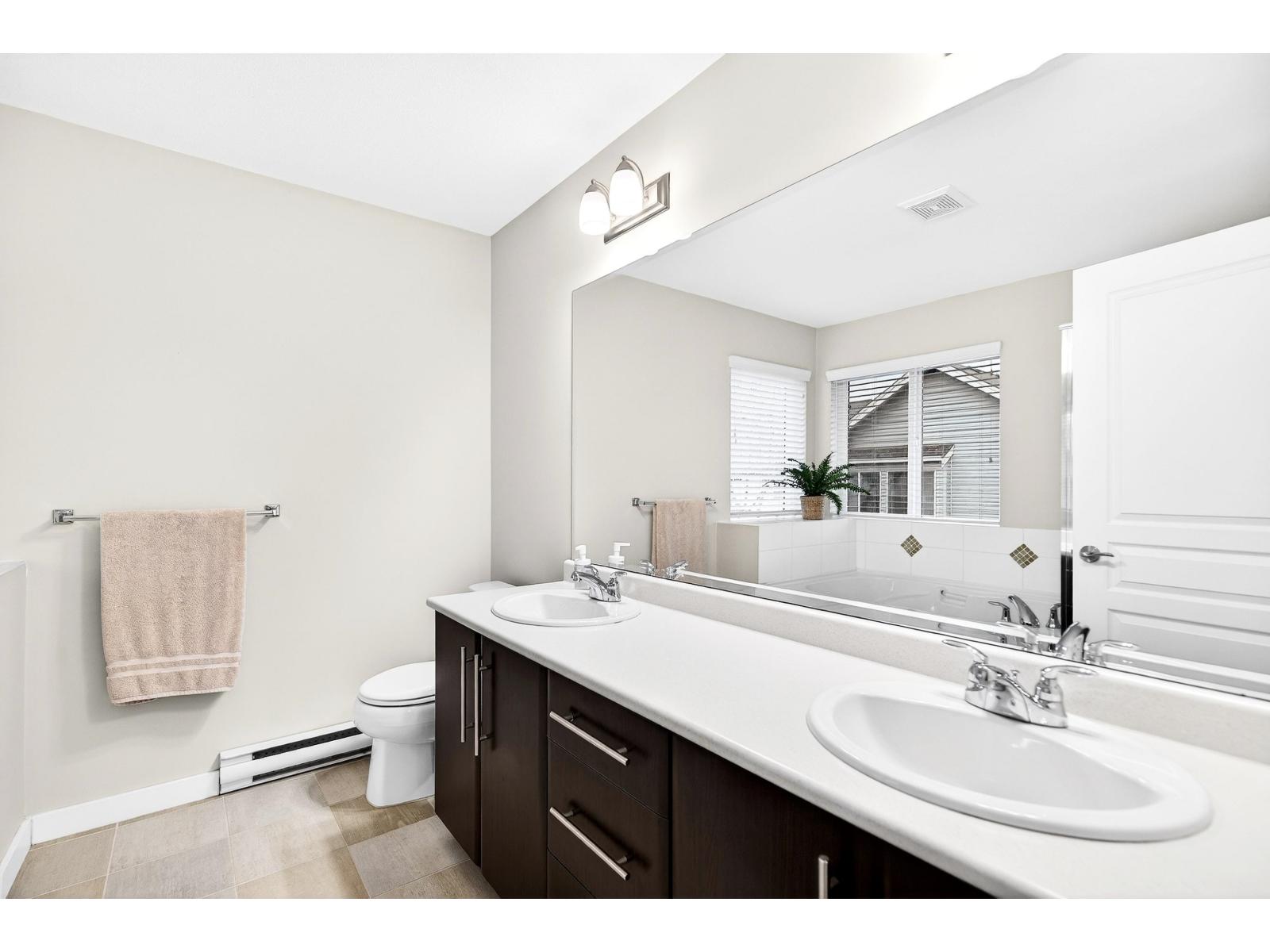 8196 211a Street, Langley, British Columbia  V2Y 0B6 - Photo 22 - R3102611